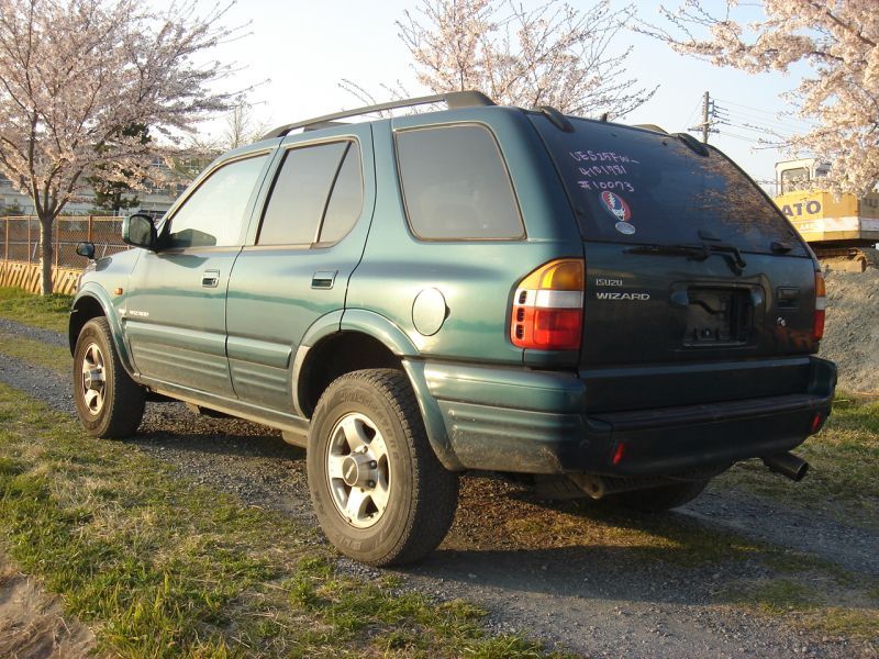 Isuzu wizard 1998