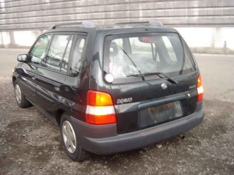 Mazda demio 1997