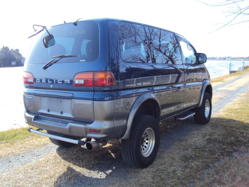 Mitsubishi space gear 4wd