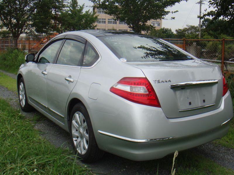 Nissan teana 350