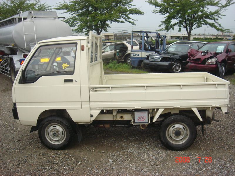 Mitsubishi minicab 4wd