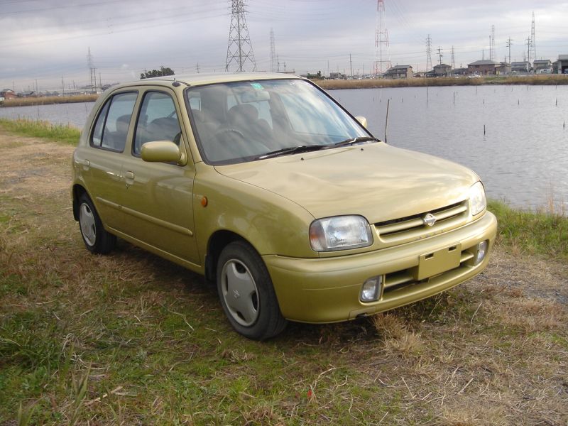 Nissan march 1996