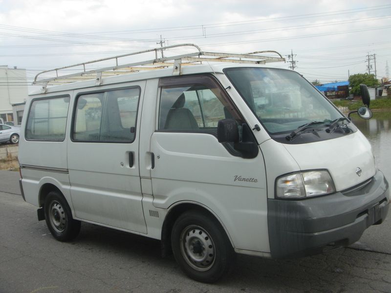 Nissan vanette 2001