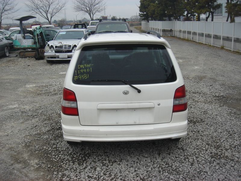 Фото mazda demio 1997