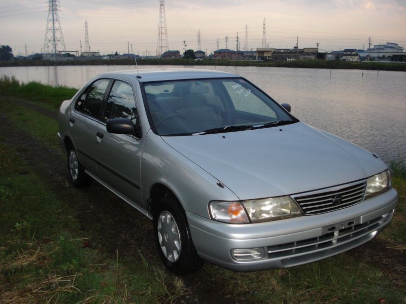 Nissan sunny 1996