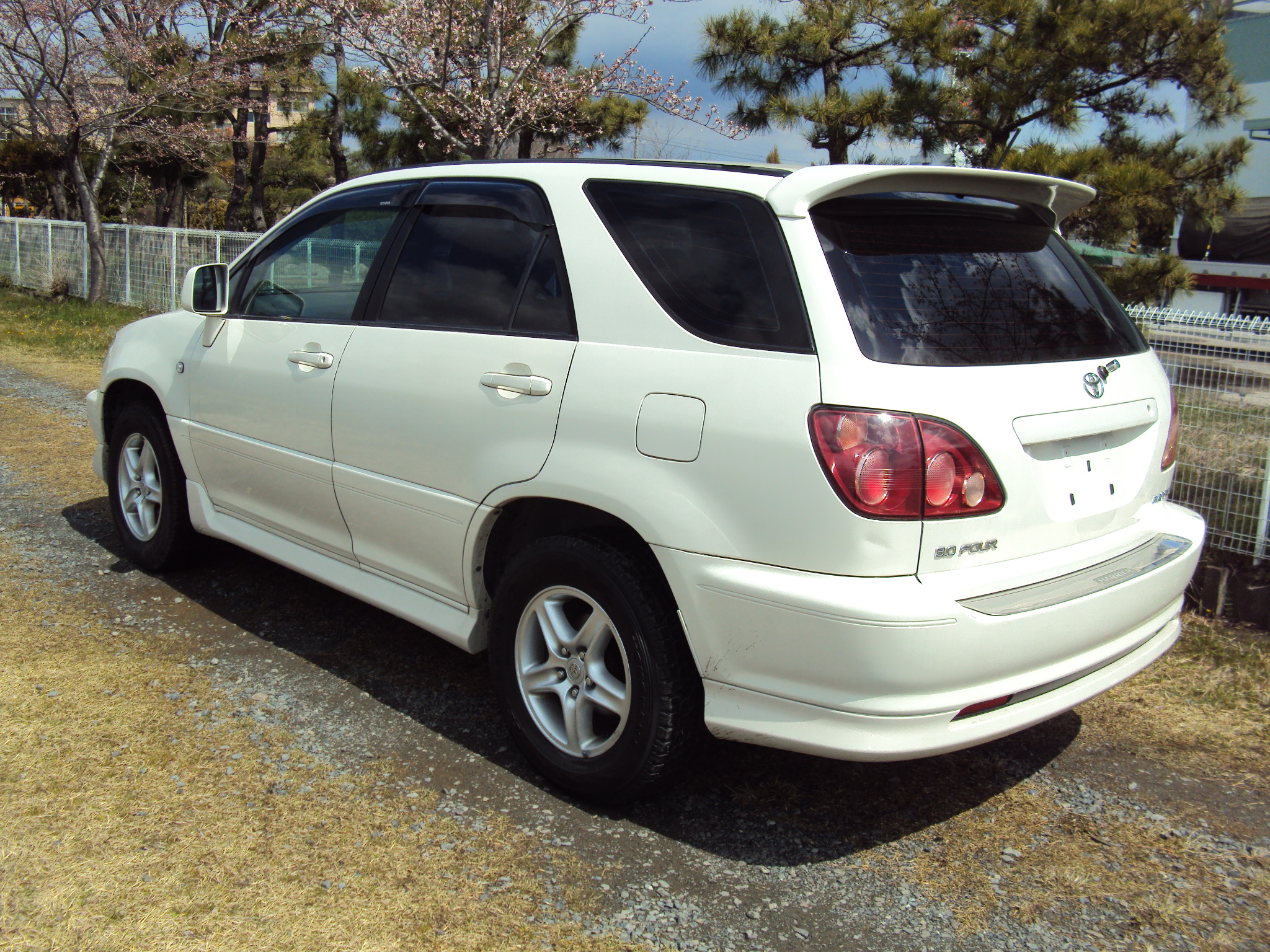 Toyota harrier 3