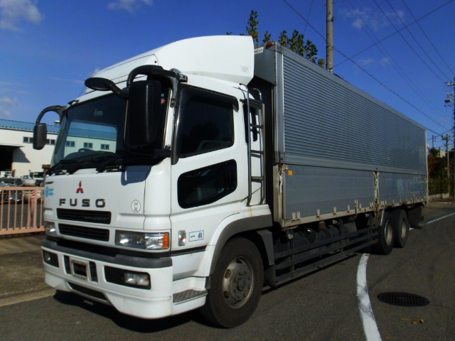 Mitsubishi fuso 2004