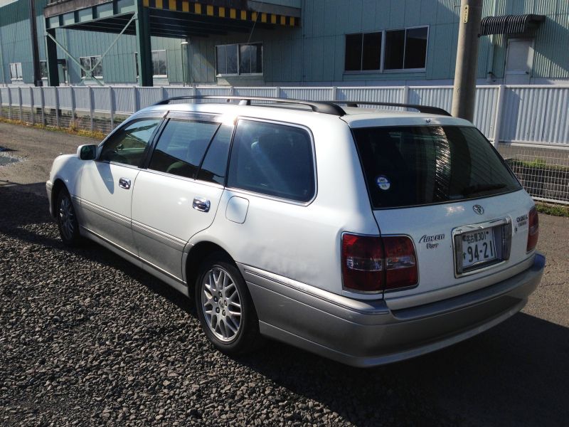 Toyota crown 4wd