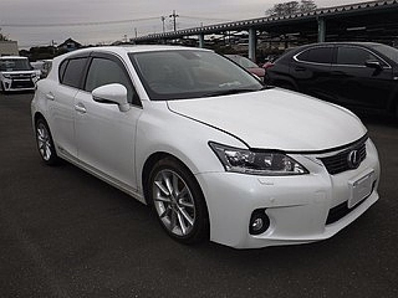 Lexus ct200h version L, 2011, used for sale