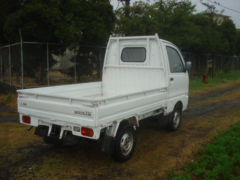 Mitsubishi minicab 4wd