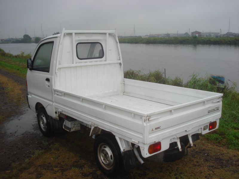 Mitsubishi minicab 4wd