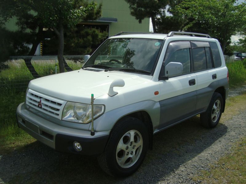 Mitsubishi Pajero IO , 1998, used for sale