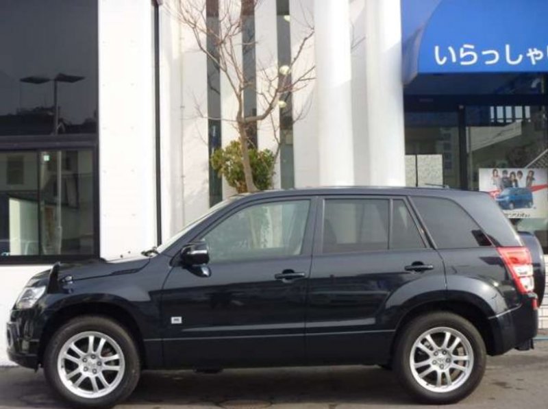 Suzuki escudo 2008