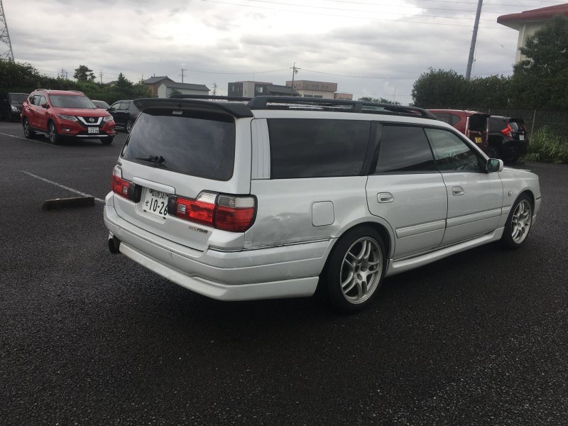 Nissan stagea 1997