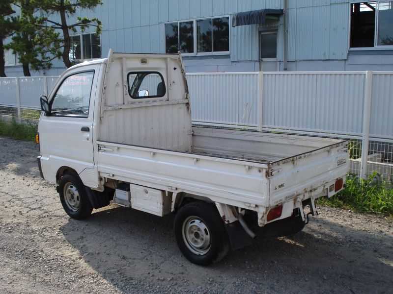 Mitsubishi minicab truck