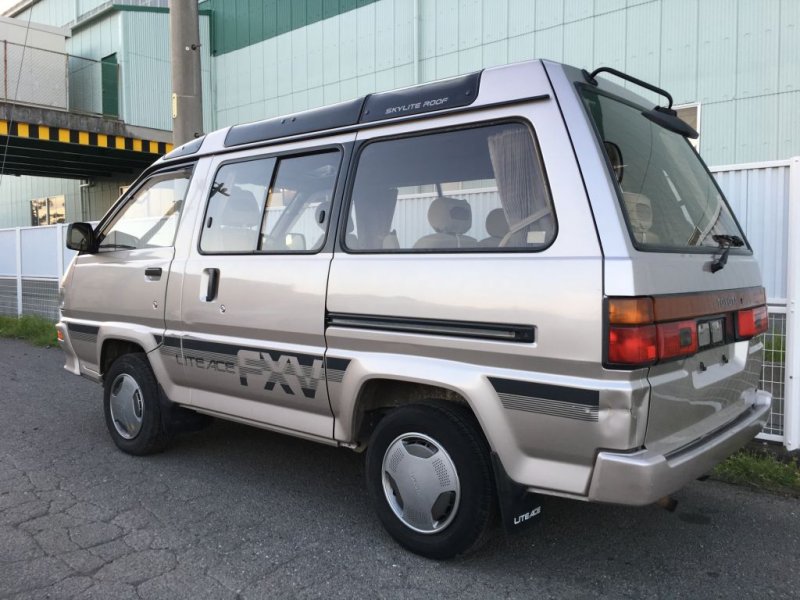 Toyota lite ace 1990