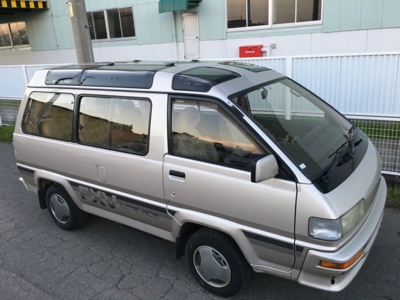 Toyota lite ace 1990