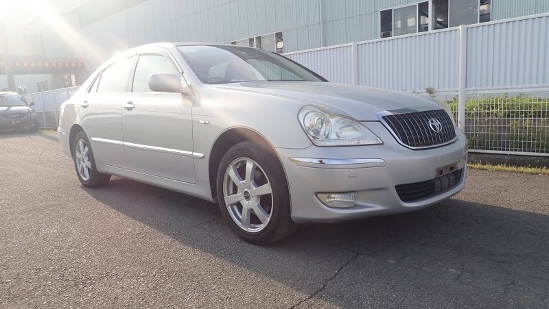 Toyota crown majesta 2008