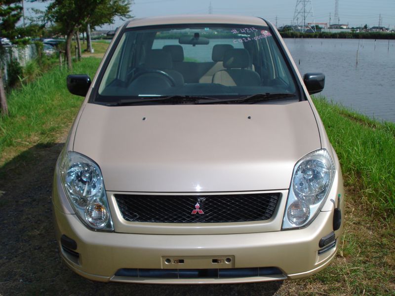 Mitsubishi mirage dingo 1999