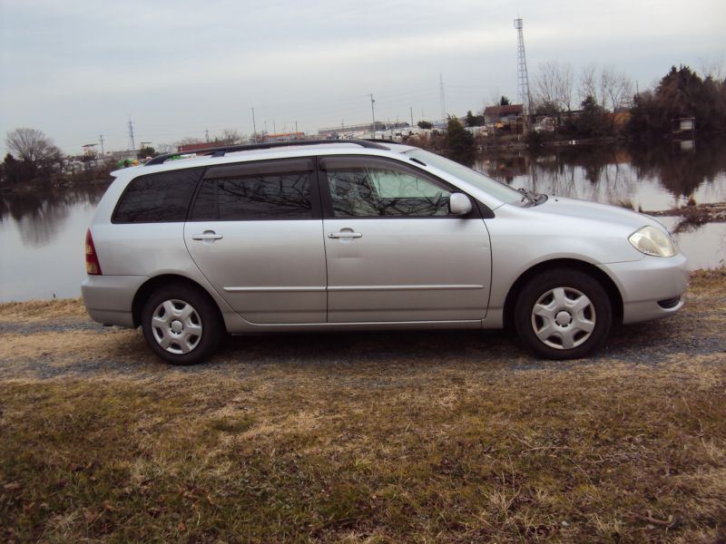 Toyota corolla fielder 2001