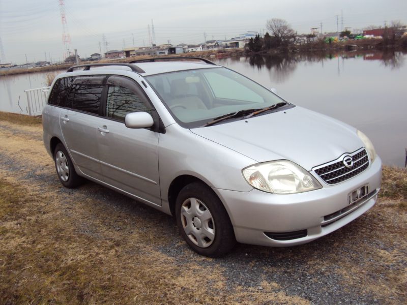 Toyota corolla fielder 2001