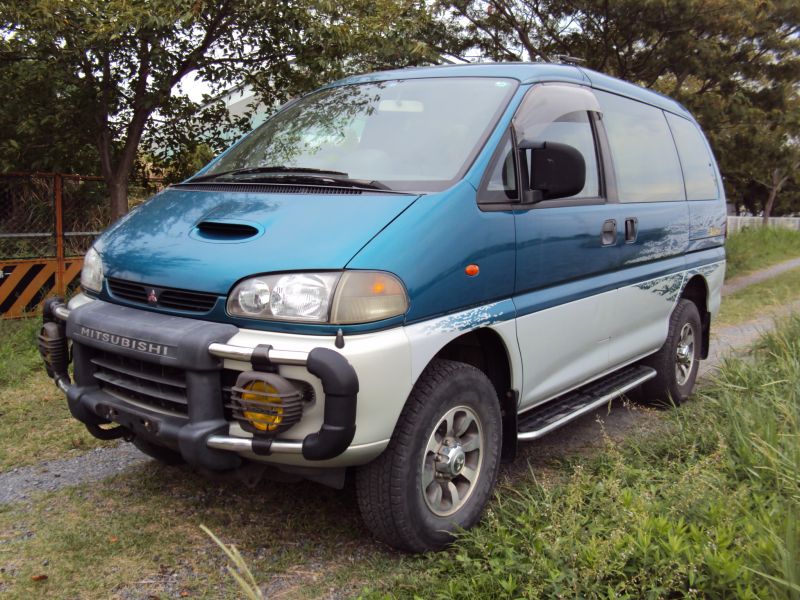 Mitsubishi delica space gear