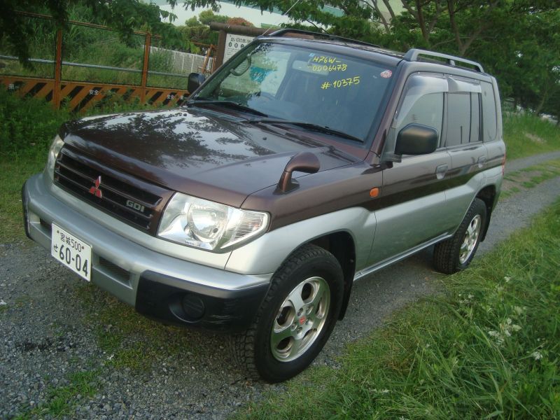 Mitsubishi pajero io 1998