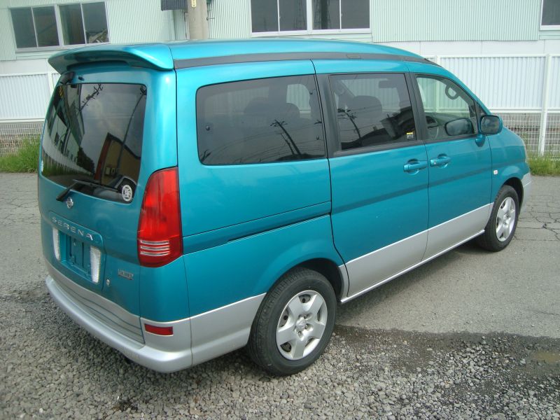 Nissan serena 4wd