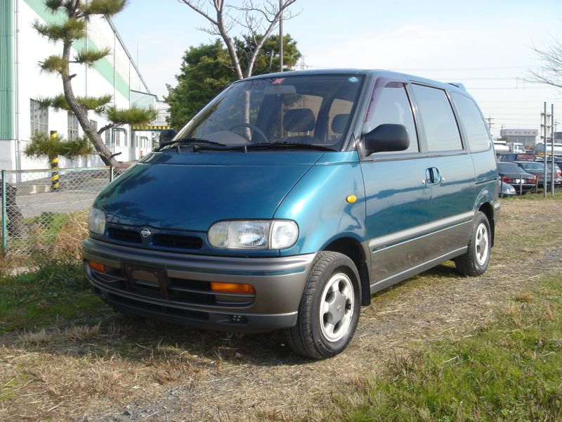 Nissan serena 1993