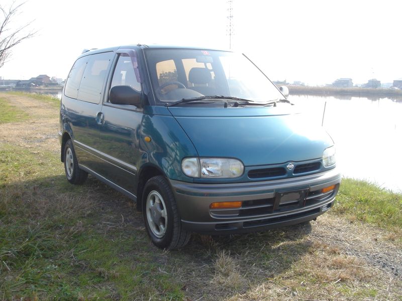 Nissan serena 1993