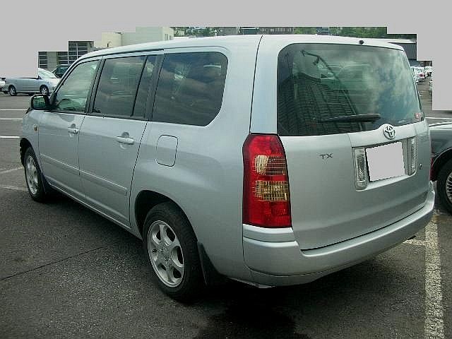 Toyota succeed 2003