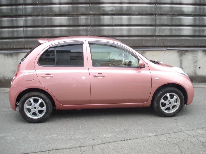 Nissan march 2008