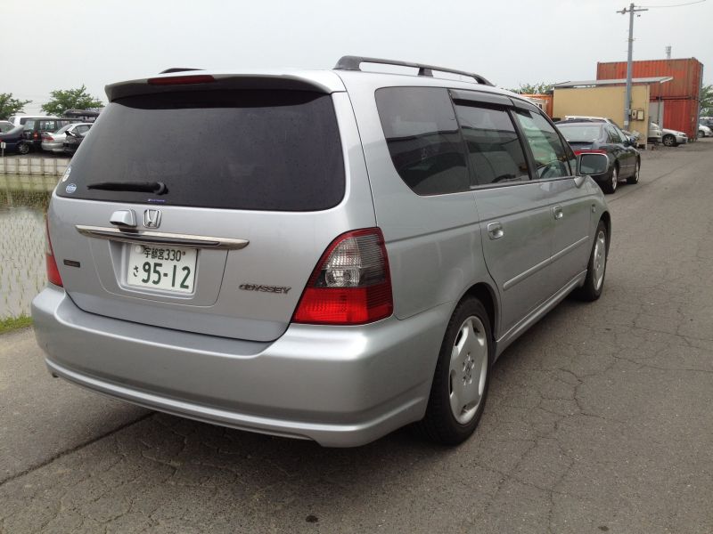 Honda odyssey ra6 absolute