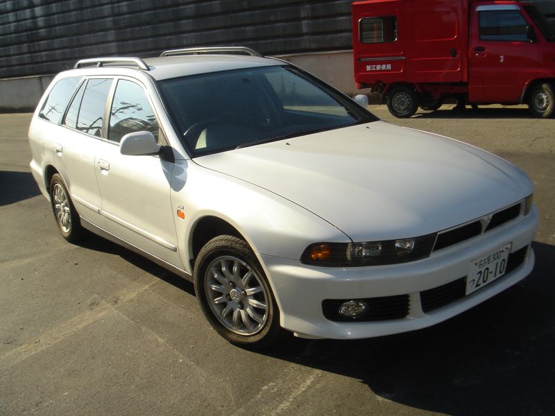 Mitsubishi legnum 1999