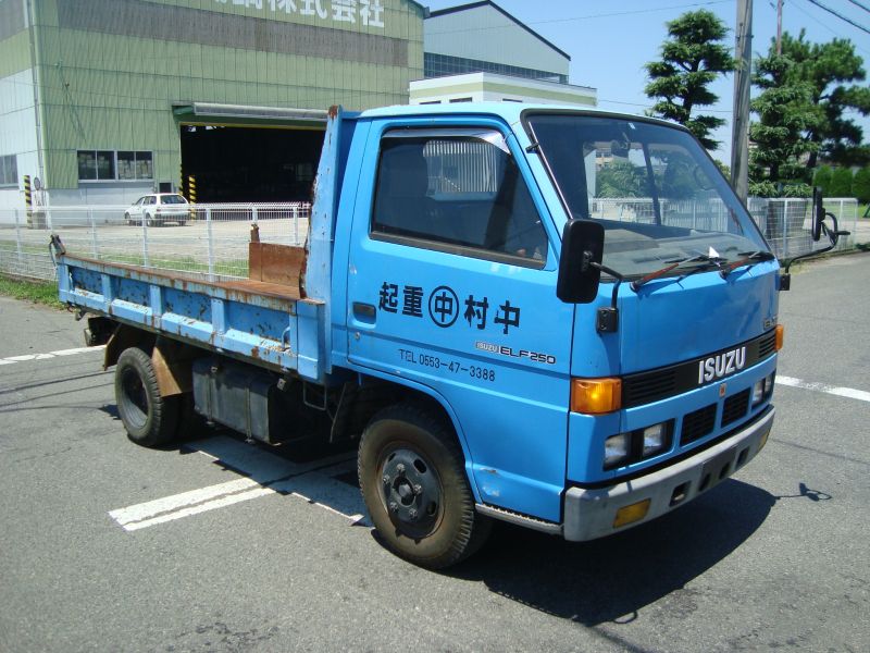 Isuzu elf 1990