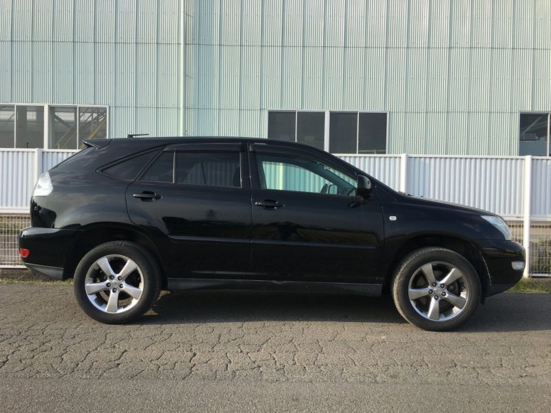 Toyota harrier 3