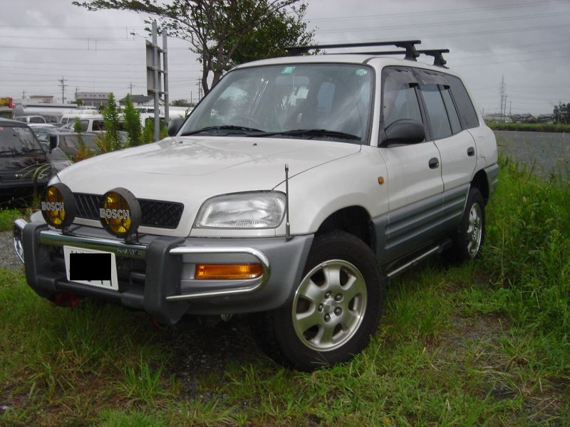 Toyota rav4 sxa11