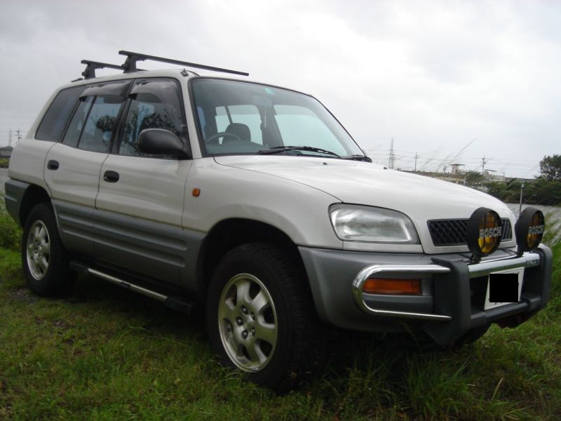 Бензонасос rav4 1996