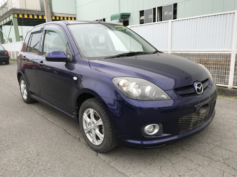 Mazda demio 2005