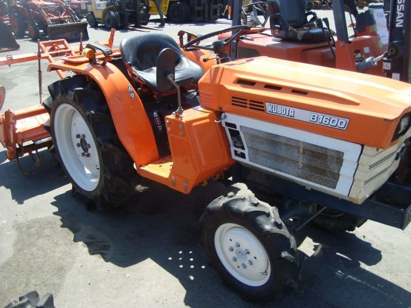 Kubota Tractor , 1999, used for sale