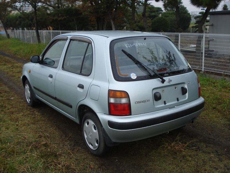 Nissan march 1996