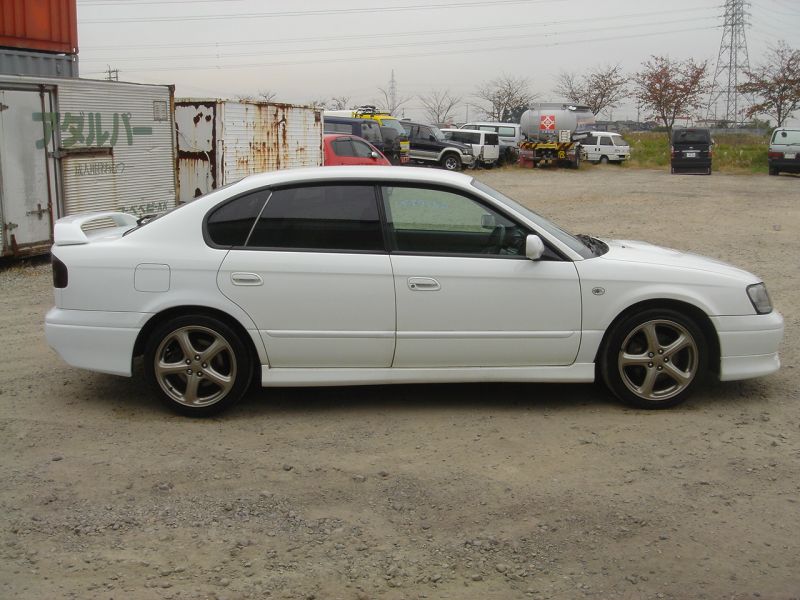 Subaru legacy b4 2000