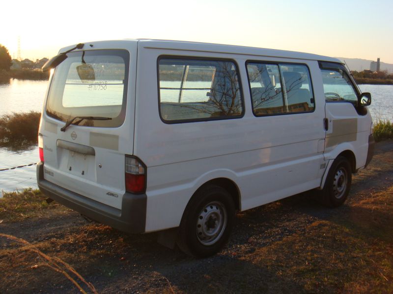 Nissan vanette 2001