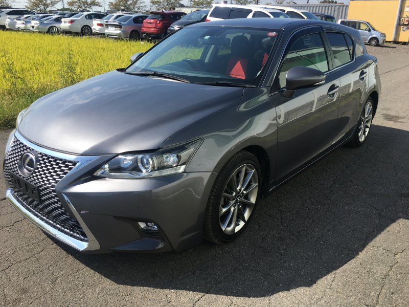 Lexus ct200h 2013