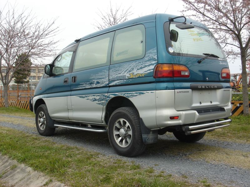 Mitsubishi space gear 4wd