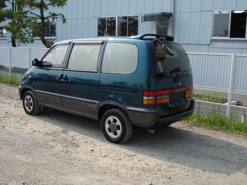 Nissan serena 1994