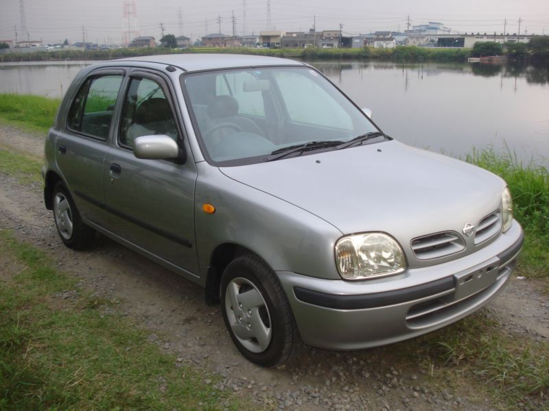 Nissan march 2000