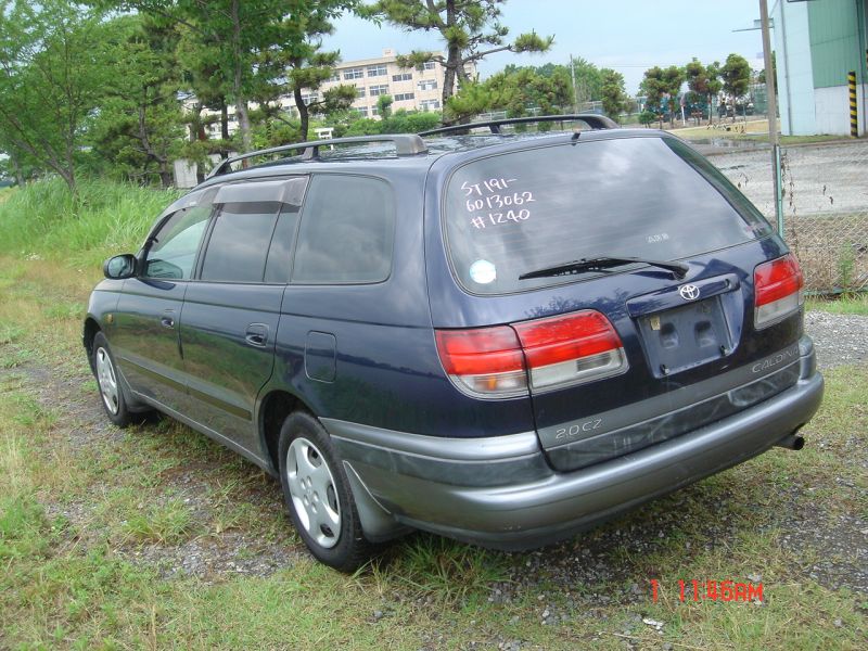 Toyota caldina 2