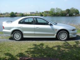 Mitsubishi galant viento