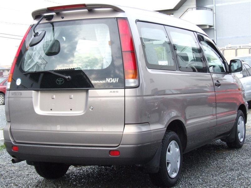 Toyota townace noah